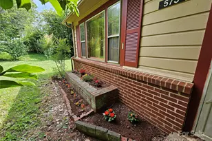 573 Uptons Landing Rd, Marion, NC 28752 - Photo 2