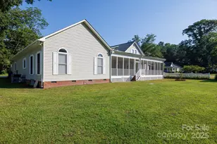 221 Kings Mountain St, Clover, SC 29710 - Photo 46