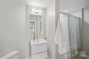 415 N Church St, Charlotte, NC 28202 - Photo 16