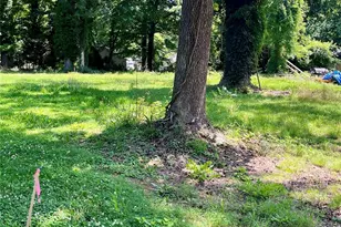 630 Hackett St, Statesville, NC 28677 - Photo 1