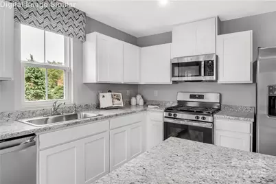 5925 Granbury Drive, Kannapolis, NC 28081 - Photo 2