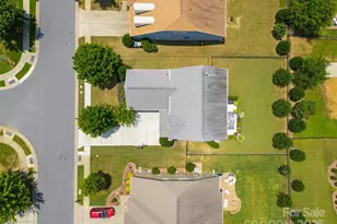 17622 Austins Creek Dr, Charlotte, NC 28278 - Photo 36