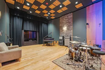 3120 Latrobe Drive, Charlotte, NC 28211 - Photo 2