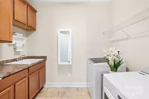 135 Valleymist Ln, Mooresville, NC 28117 - Photo 32