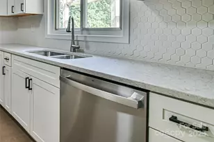 134 Goldview Rd, Asheville, NC 28804 - Photo 22