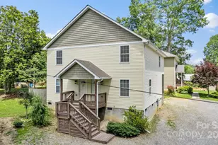 212 & 214 Portmanvilla Rd, Black Mountain, NC 28711 - Photo 2