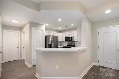 718 W Trade Street #314, Charlotte, NC 28202 - Photo 4