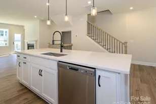 816 Flintside Ln, Charlotte, NC 28217 - Photo 4