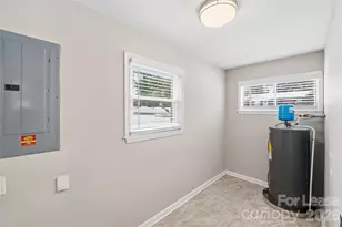 2521 Dora Dr, Charlotte, NC 28215 - Photo 18