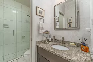 830 Cherokee Rd, Charlotte, NC 28207 - Photo 30