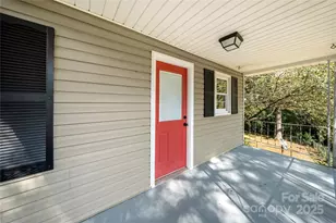 314 S Holland St, Dallas, NC 28034 - Photo 4