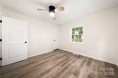 314 S Holland Street, Dallas, NC 28034 - Photo 18