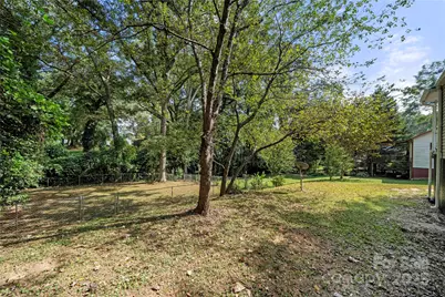 314 S Holland Street, Dallas, NC 28034 - Photo 6