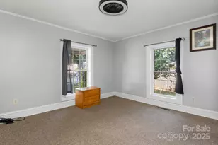 1302 1st Ave NW, Hickory, NC 28601 - Photo 12