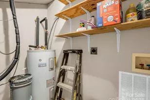 291 Pine Ridge Rd, Hendersonville, NC 28792 - Photo 26