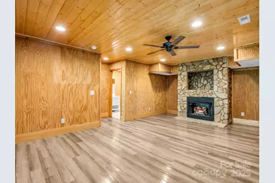 291 Pine Ridge Road, Hendersonville, NC 28792 - Photo 10