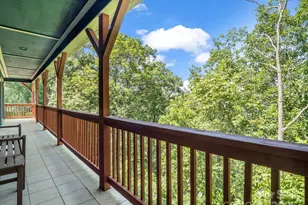 291 Pine Ridge Rd, Hendersonville, NC 28792 - Photo 4