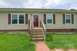 131 Brown Farms Dr, Cleveland, NC 27013 - Photo 2