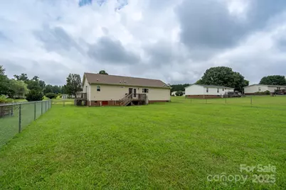131 Brown Farms Drive, Cleveland, NC 27013 - Photo 8