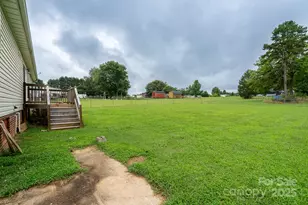 131 Brown Farms Dr, Cleveland, NC 27013 - Photo 6