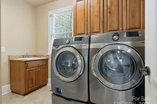 8407 Rolling Fields Rd, Mint Hill, NC 28227 - Photo 14