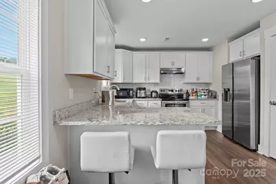 818 W Carolina Avenue, Bessemer City, NC 28016 - Photo 14