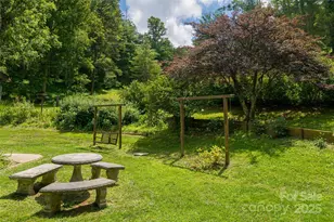 25 Elkins Branch Rd, Weaverville, NC 28787 - Photo 28