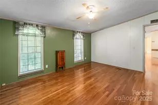 25 Elkins Branch Rd, Weaverville, NC 28787 - Photo 6