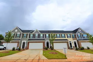 2829 Sand Cove Ct, Denver, NC 28037 - Photo 2
