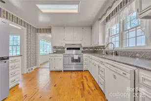 808 Henkel Rd, Statesville, NC 28677 - Photo 8