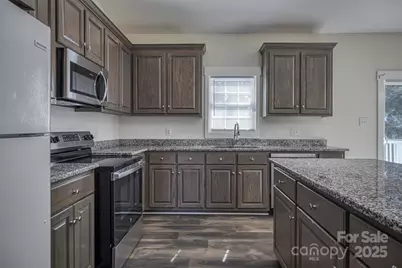 1152 Long Drive, Newton, NC 28658 - Photo 4