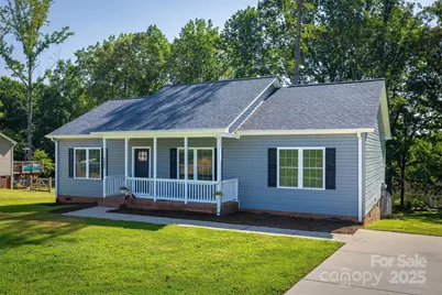 1152 Long Drive, Newton, NC 28658 - Photo 1
