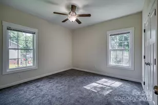 1152 Long Dr, Newton, NC 28658 - Photo 12