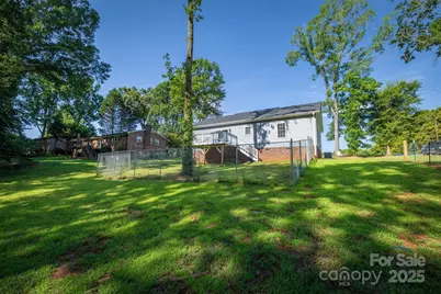 1152 Long Drive, Newton, NC 28658 - Photo 16