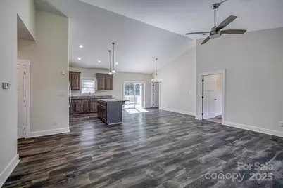 1152 Long Drive, Newton, NC 28658 - Photo 2