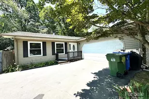 25 Norman Rd, Fletcher, NC 28732 - Photo 2