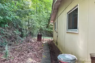 171 Windy Hill Dr, Franklin, NC 28734 - Photo 32