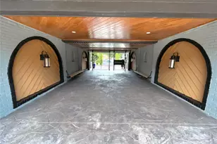 2000 Patio Ct, Charlotte, NC 28205 - Photo 16