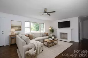 6517 Elmwood Cir, Charlotte, NC 28214 - Photo 2