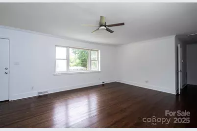 6517 Elmwood Circle, Charlotte, NC 28214 - Photo 2