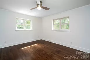 6517 Elmwood Cir, Charlotte, NC 28214 - Photo 16