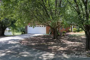 621 Big Lick Rd, Oakboro, NC 28129 - Photo 6