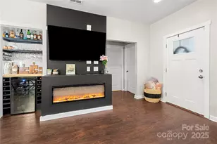 2717 Arnold Dr, Charlotte, NC 28205 - Photo 6