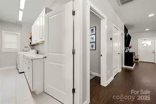 2717 Arnold Dr, Charlotte, NC 28205 - Photo 22