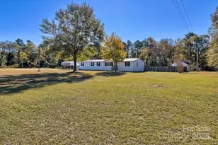 9552 Flat Creek Rd, Kershaw, SC 29720 - Photo 8