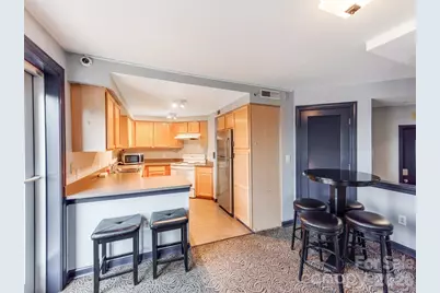 718 W Trade Street #414, Charlotte, NC 28202 - Photo 26