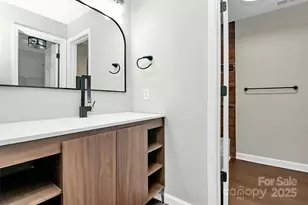 9035 J M Keynes Dr, Charlotte, NC 28262 - Photo 16