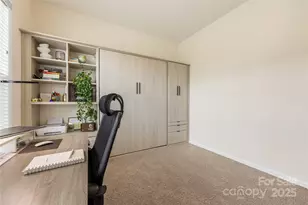 18033 Grey Mossrun Dr, Charlotte, NC 28278 - Photo 8