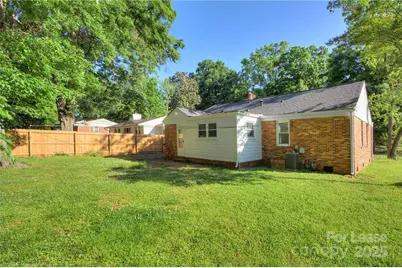 308 Seneca Place, Charlotte, NC 28210 - Photo 22