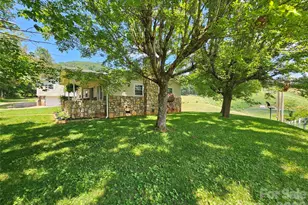 560 Bailey Mountain Rd, Mars Hill, NC 28754 - Photo 6